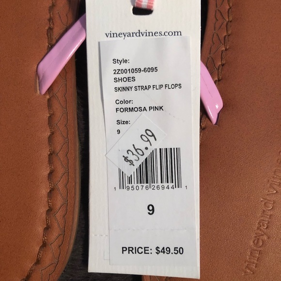 Vineyard Vines flip flops - Picture 2 of 4